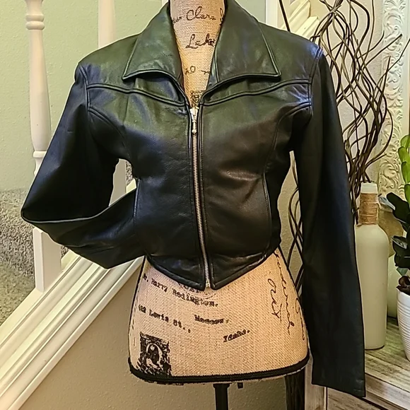 Cropped leather jacket - Picture 2 of 7